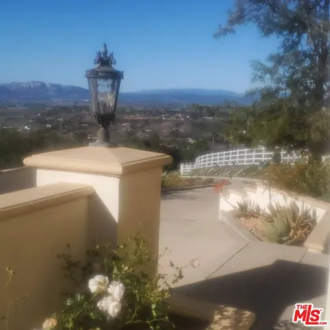 Front Light Pilaster