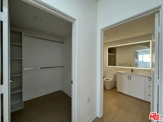 Walkin Closet