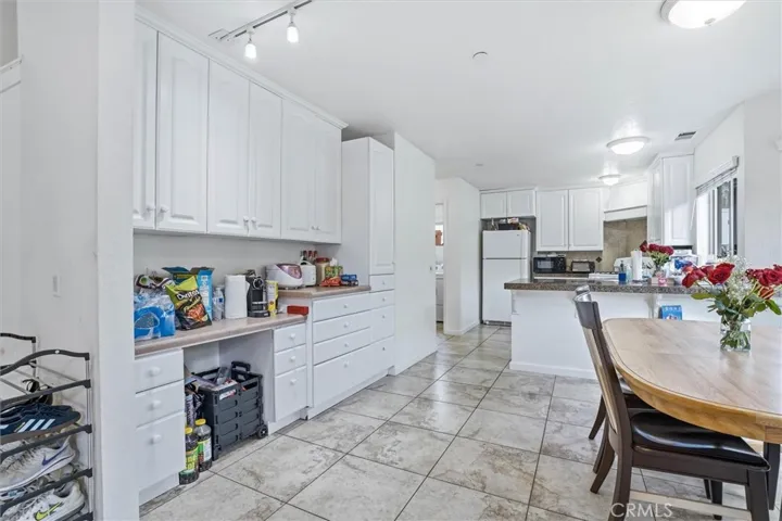 3202 Rockview Place, San Luis Obispo, California 93401