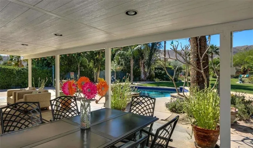 68051 Valley Vista Drive, Cathedral City, California 92234