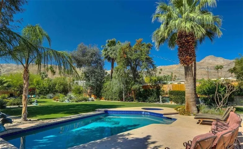 68051 Valley Vista Drive, Cathedral City, California 92234