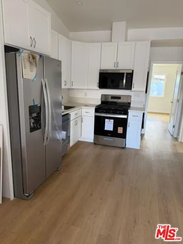 10802 1/2 S Doty Avenue, Inglewood, California 90303