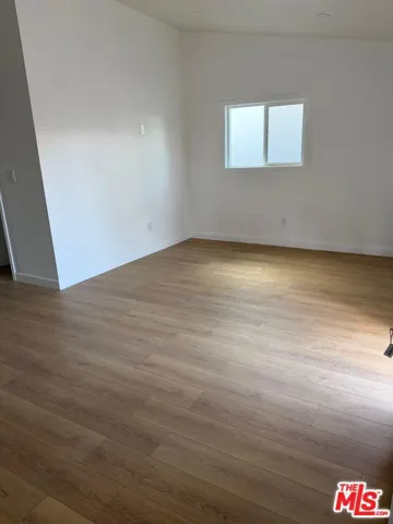 10802 1/2 S Doty Avenue, Inglewood, California 90303