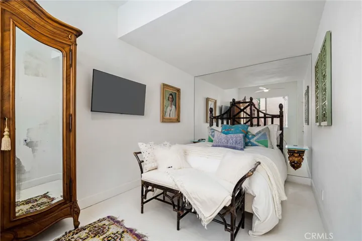3rd Bedroom- Ensuite access