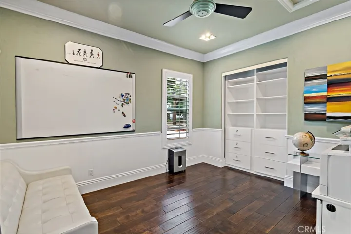 Bedroom (Front)
