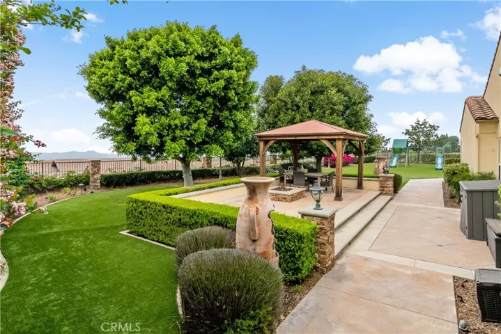 Backyard - Sideyard