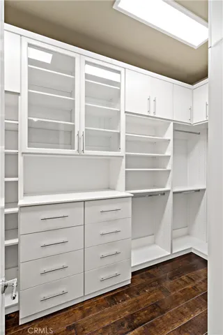 Primary Bedroom - Closet