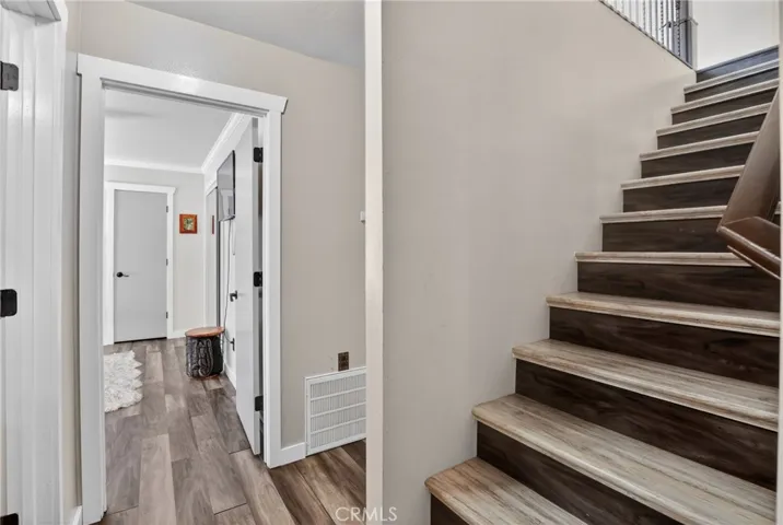 Updated wood vinyl flooring throughout