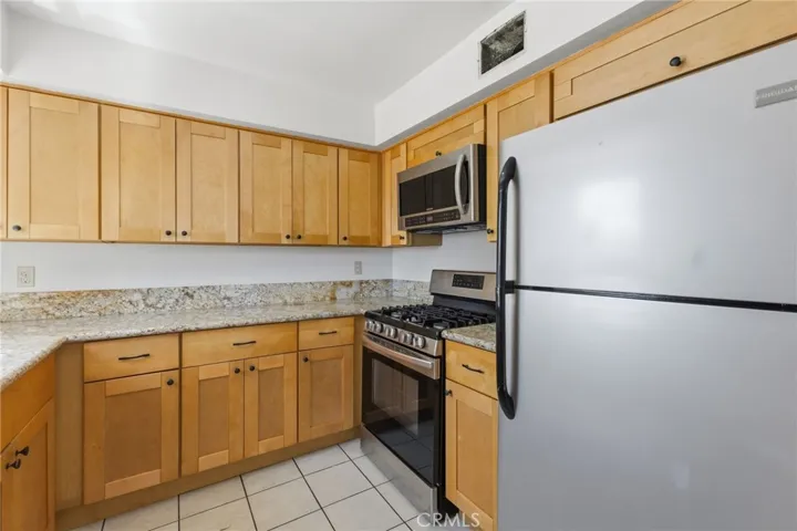 9362 Shadowood Drive G, Montclair, California 91763