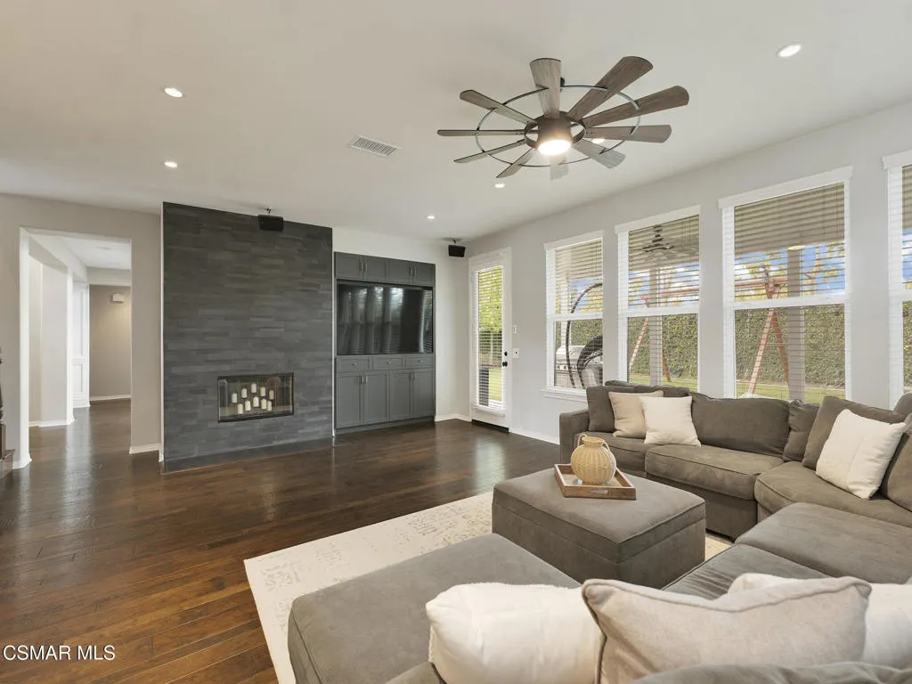 13676 Shenandoah Way, Moorpark -HsHProd-