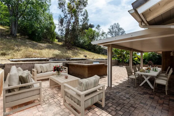 5612 Central, Bonita, California 91902