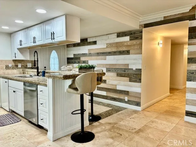 904 W Balboa Boulevard, Newport Beach, California 92661