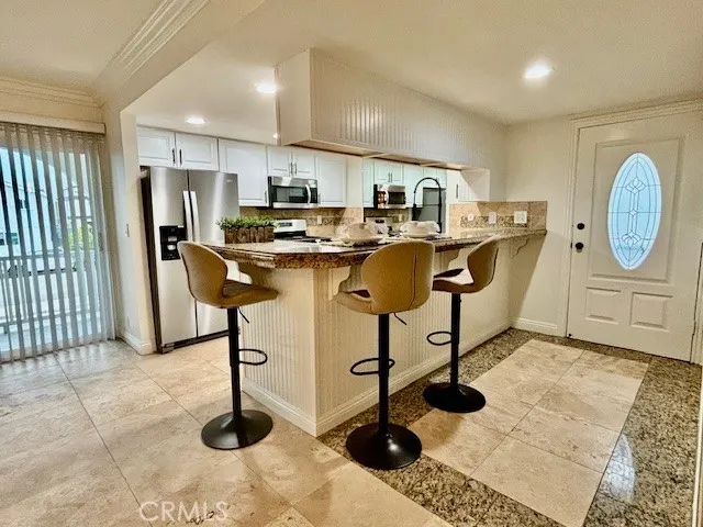 904 W Balboa Boulevard, Newport Beach, California 92661