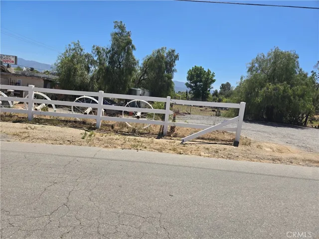 lot in back