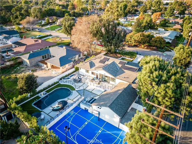 3890 Shadow Grove Road, Pasadena, California 91107