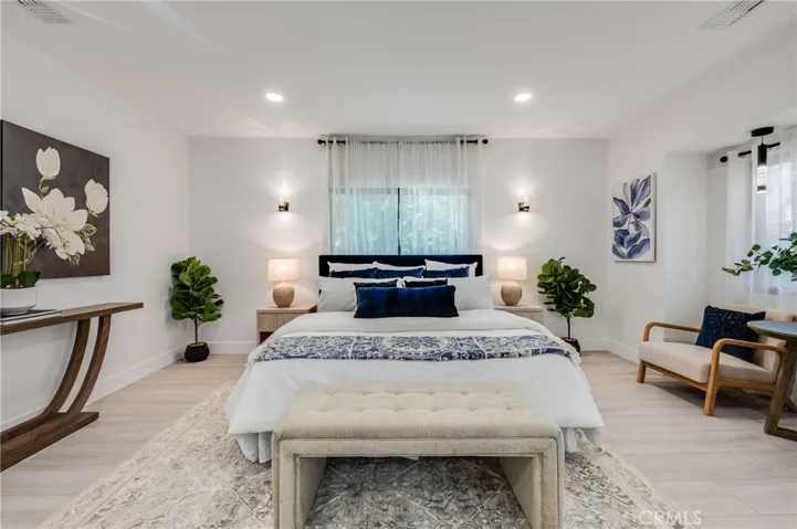 3890 Shadow Grove Road, Pasadena, California 91107