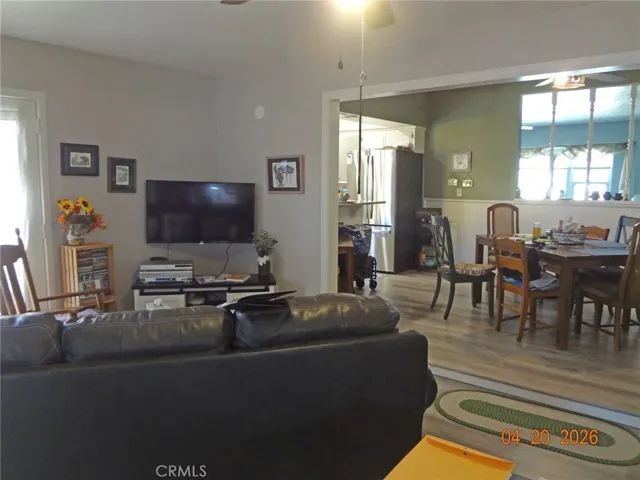 family room view to the dining area