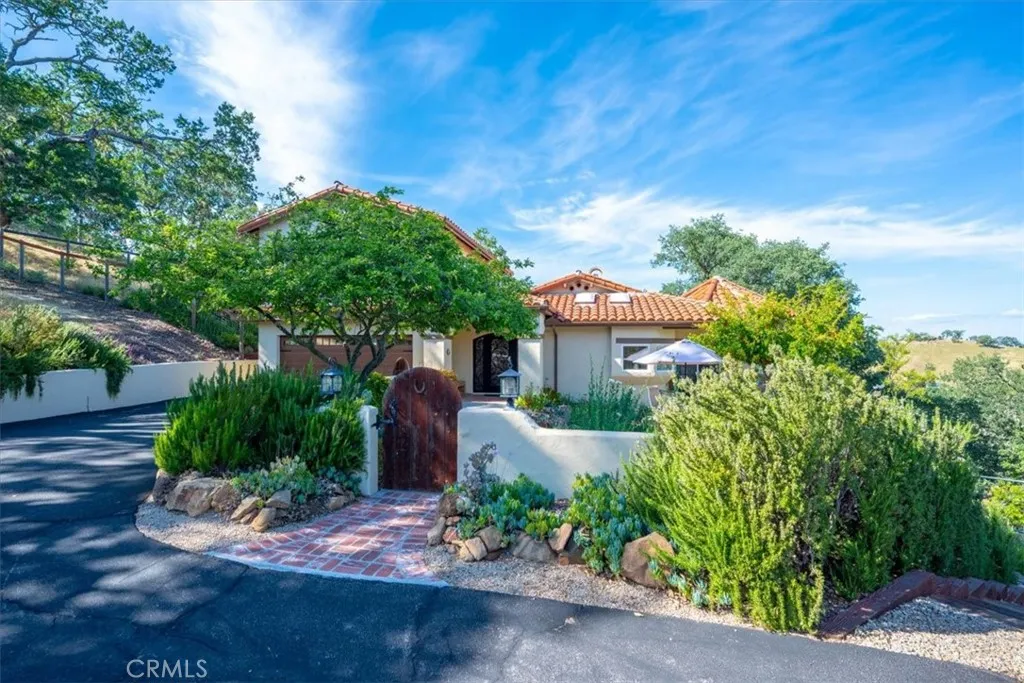 10662 Santa Ana Road, Atascadero, California 93422 — photo 5