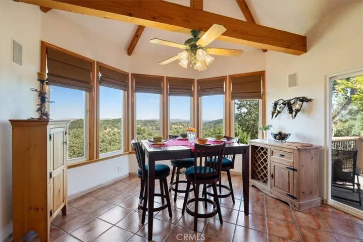 Breakfast nook