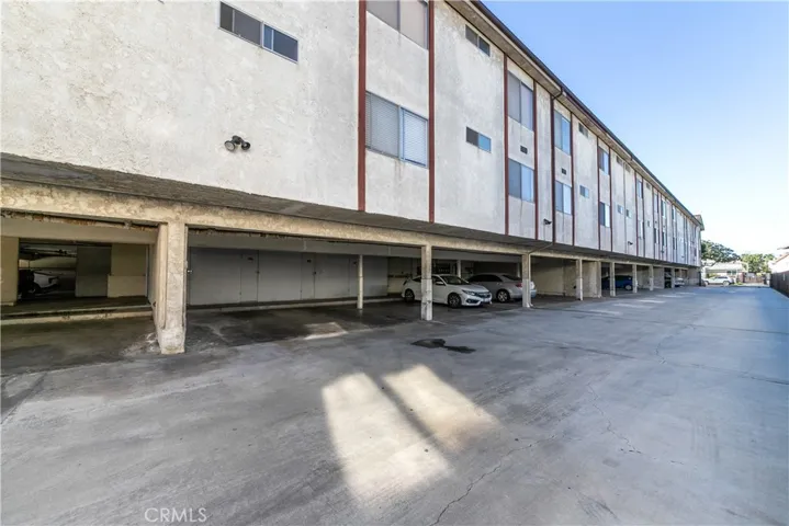 15214 S Raymond Avenue 111, Gardena, California 90247