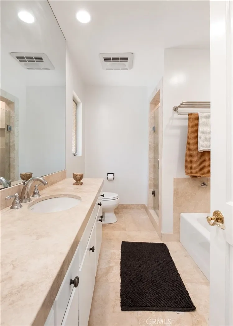 Upper level Bathroom