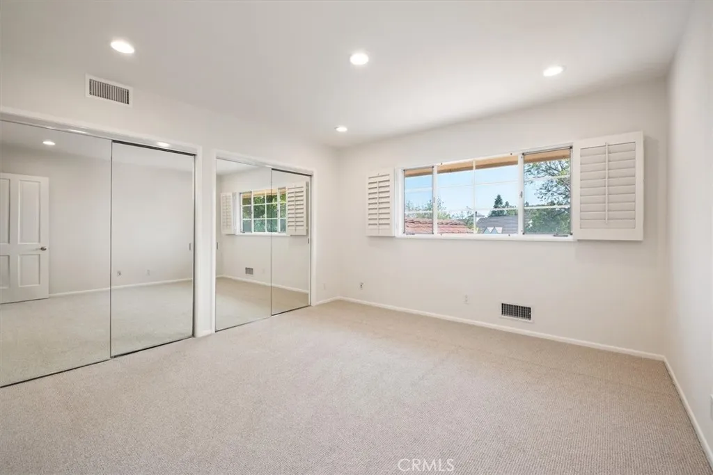 Upper Level Bedroom 1