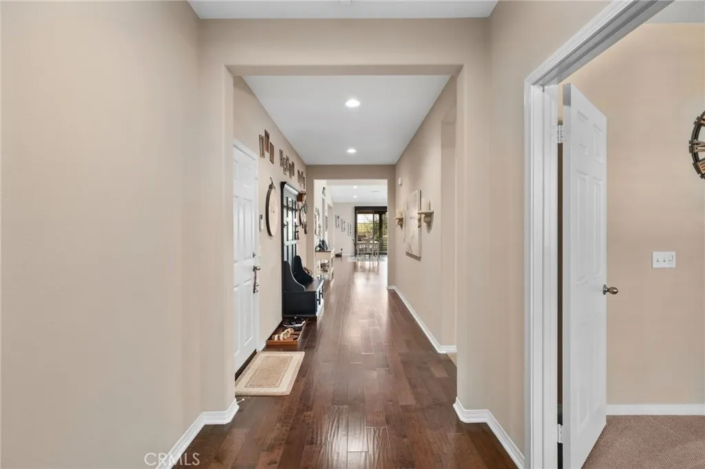 Foyer/ Hall