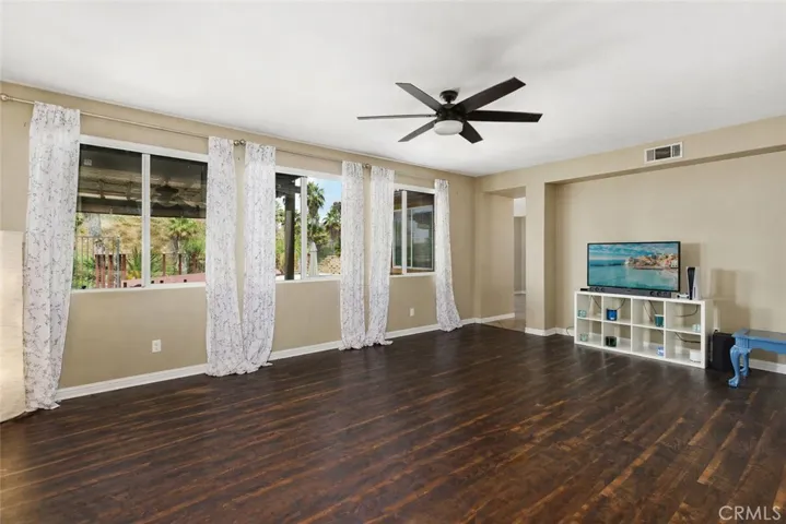 38585 Clearbrook, Murrieta, California 92563