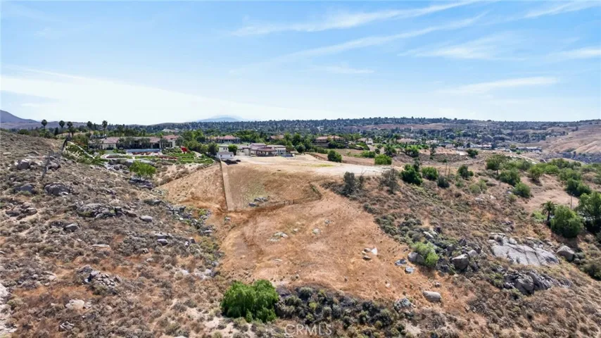 6355 Cresthaven, Riverside, California 92506