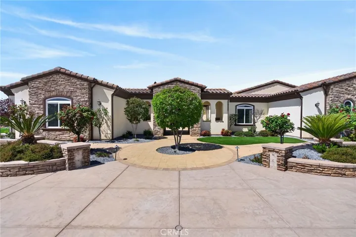 6355 Cresthaven, Riverside, California 92506