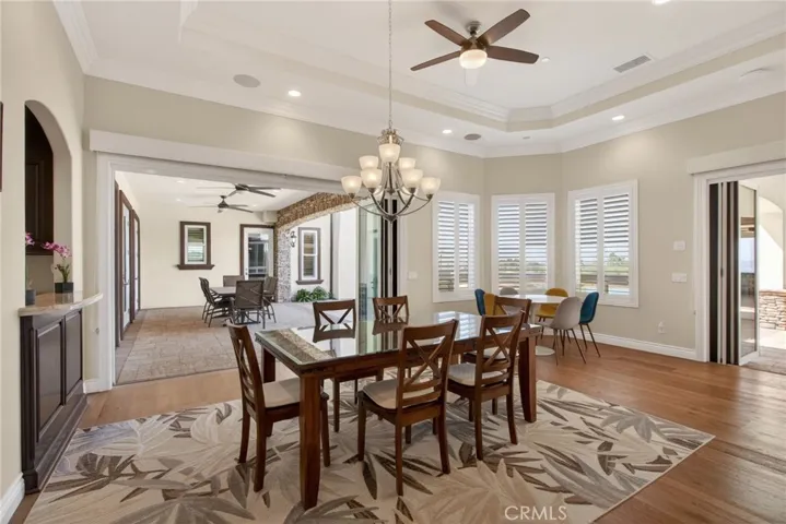 6355 Cresthaven, Riverside, California 92506