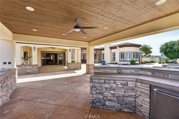 6355 Cresthaven, Riverside, California 92506