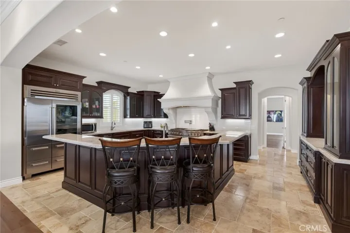 6355 Cresthaven, Riverside, California 92506