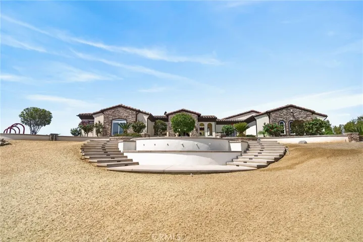 6355 Cresthaven, Riverside, California 92506