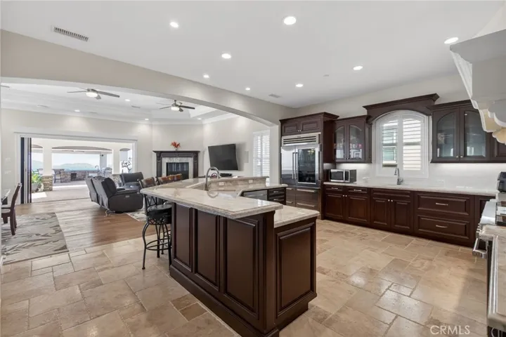 6355 Cresthaven, Riverside, California 92506