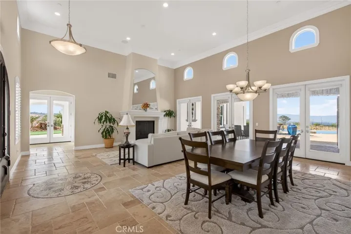 6355 Cresthaven, Riverside, California 92506