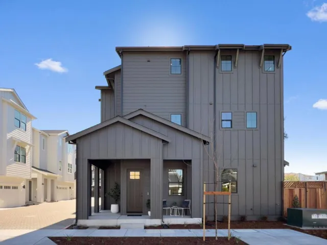 44 Sunnyside Avenue, Campbell, California 95008