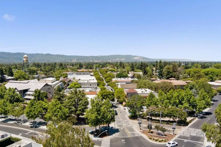 44 Sunnyside Avenue, Campbell, California 95008