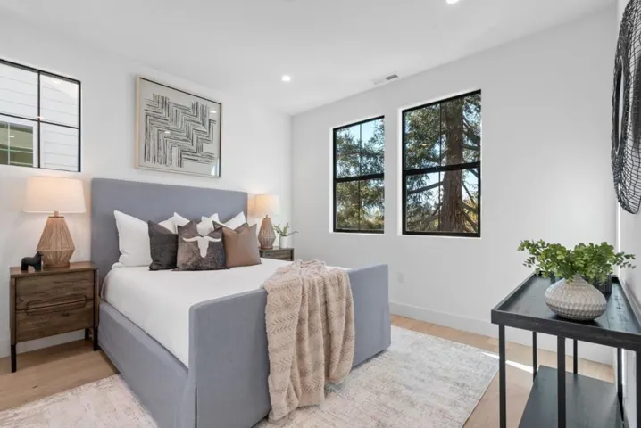 44 Sunnyside Avenue, Campbell, California 95008