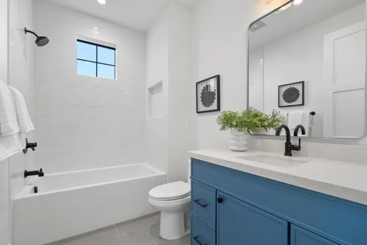 44 Sunnyside Avenue, Campbell, California 95008