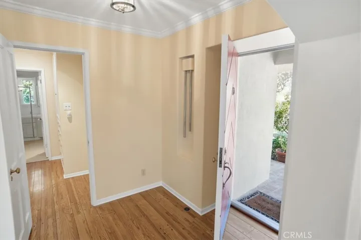 1973 Harding Avenue, Altadena, California 91001