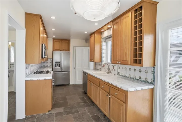 1973 Harding Avenue, Altadena, California 91001