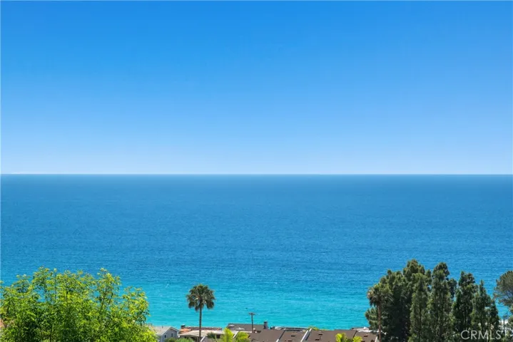 21682 Ocean Vista Drive B, Laguna Beach, California 92651