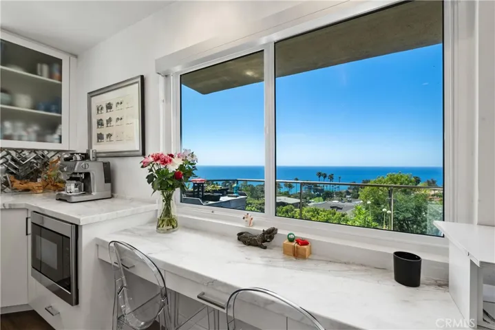 21682 Ocean Vista Drive B, Laguna Beach, California 92651