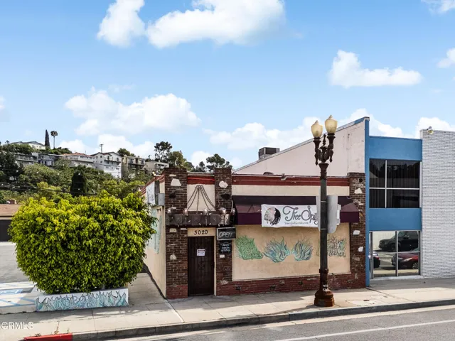 3020 W Main St 004