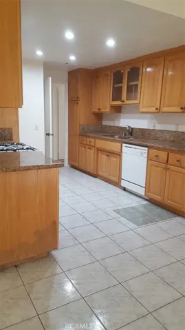 East Avenue S1, Palmdale, California 93550