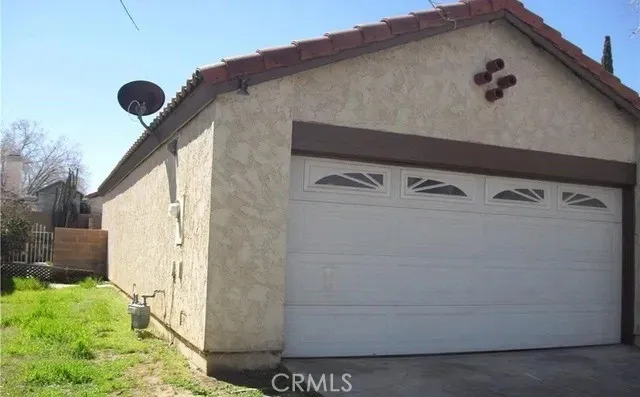 East Avenue S1, Palmdale, California 93550