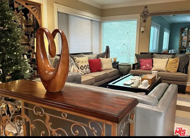 8311 Sale Avenue, West Hills, California 91304