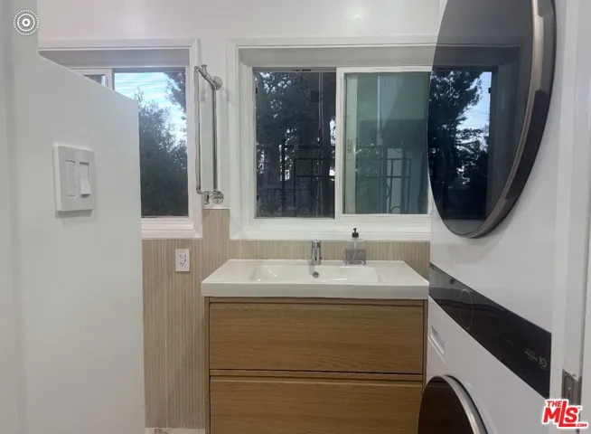 8311 Sale Avenue, West Hills, California 91304