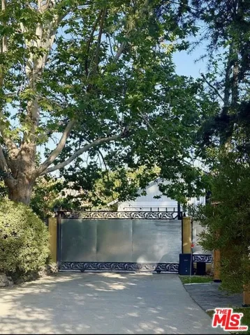 8311 Sale Avenue, West Hills, California 91304